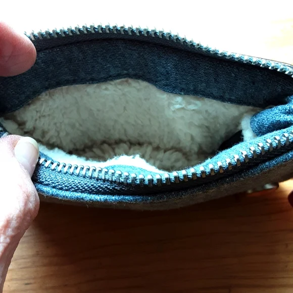 Fuzzynation English  Bulldog  Wristlet - Picture 5 of 5